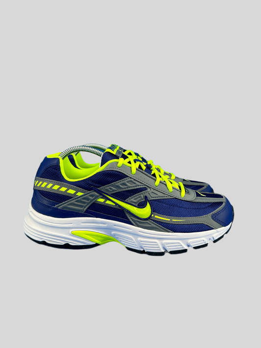 Size 8 men- Nike Initiator