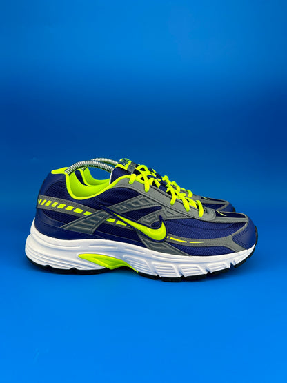 Size 8 men- Nike Initiator