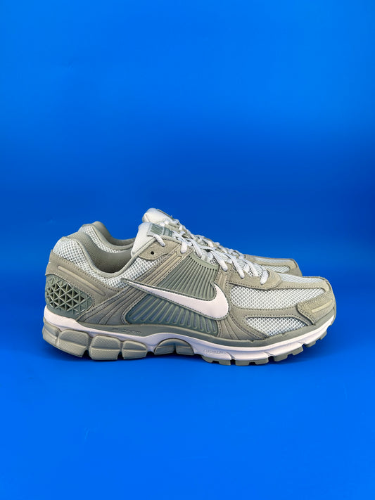 Size 14 men- Nike Zoom Vomero 5