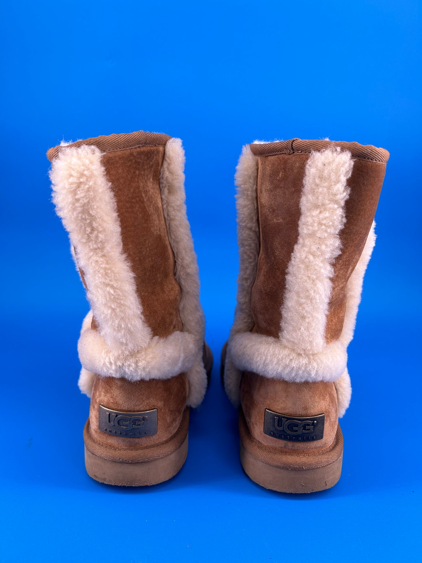 Size 6 women- UGG Carter Suede Sheepskin Mid Calf Boots