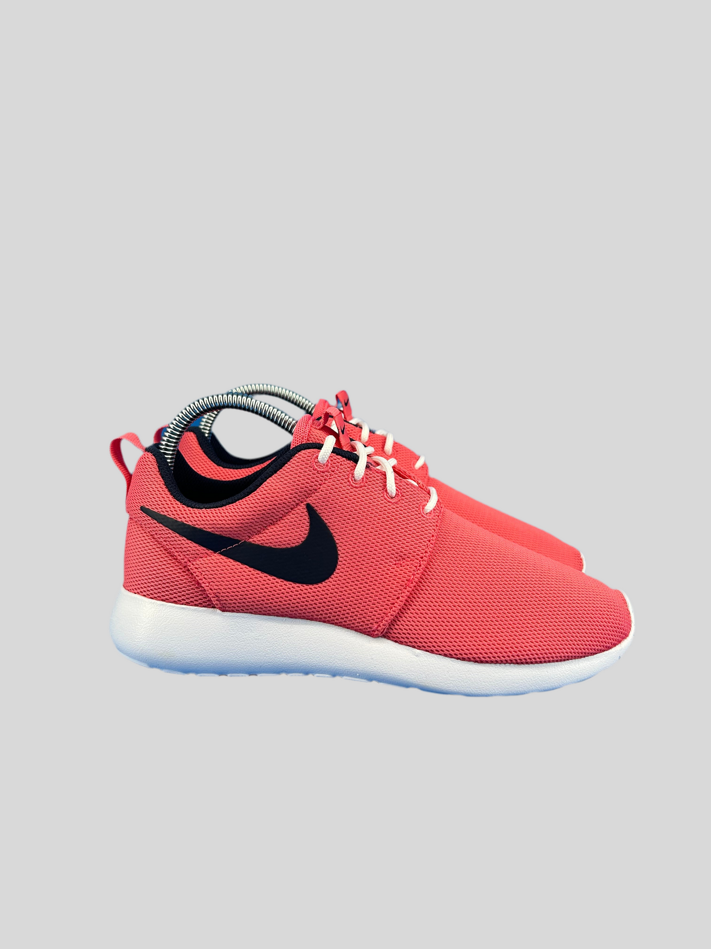 Size 6.5 women- Nike Roshe One Sea Coral sneakers