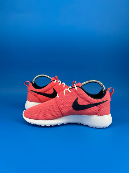 Size 6.5 women- Nike Roshe One Sea Coral sneakers