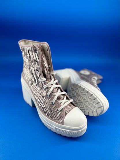 Multiple Sizes - Converse 70 De Luxe Heel